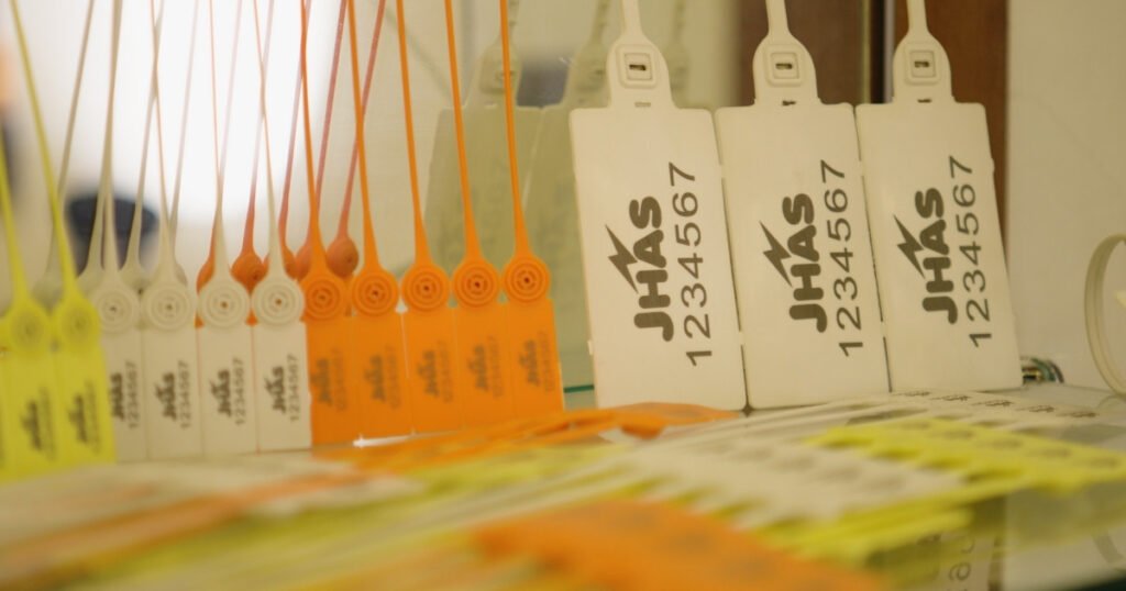 Jhas - How to Verify and Track Plastic Security Seals for Maximum Safety