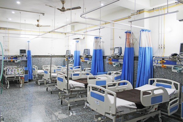 Varun Groups - Gallery Surgical ICU