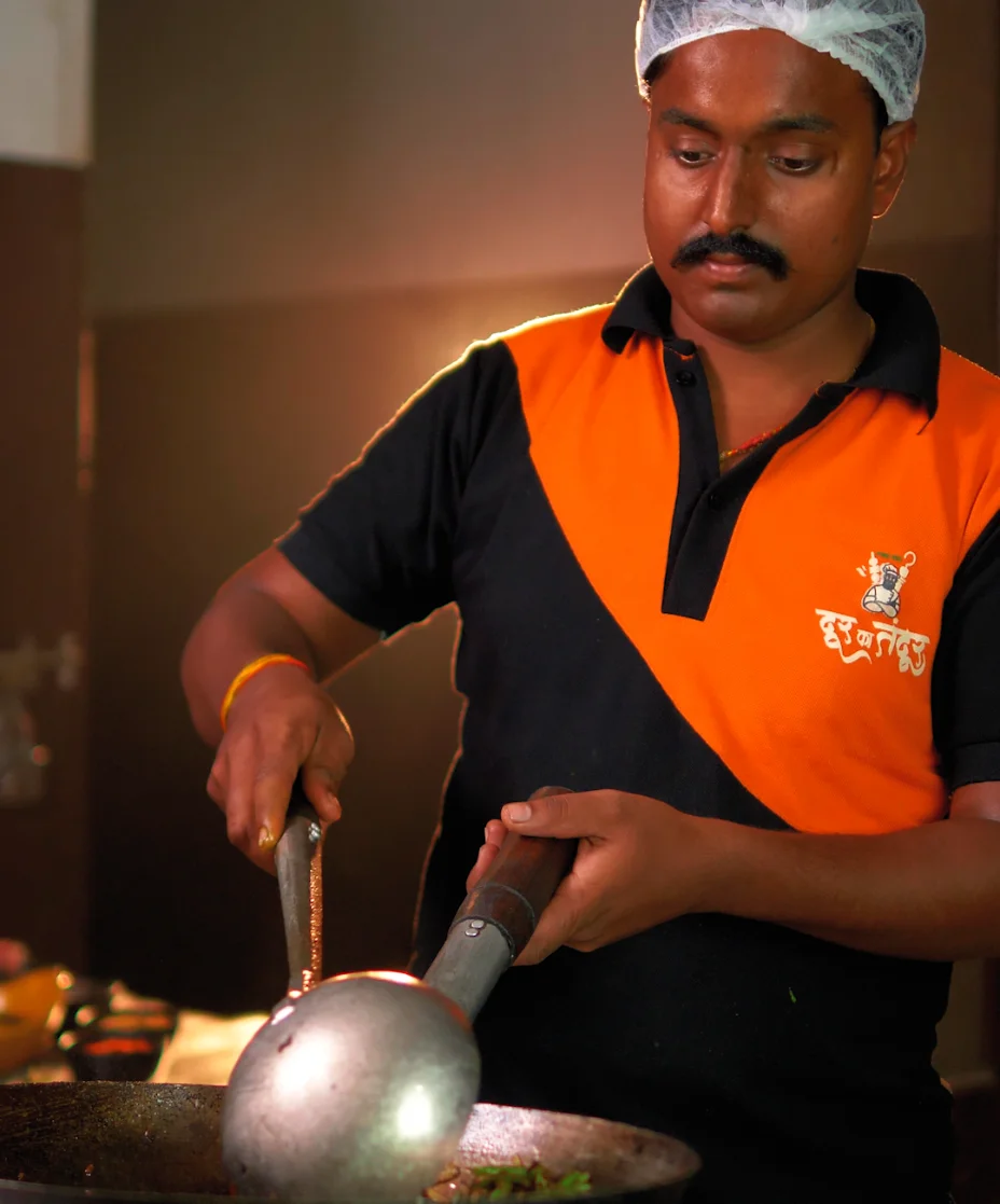 Door Ka Tandoor chef cooking veg chaap
